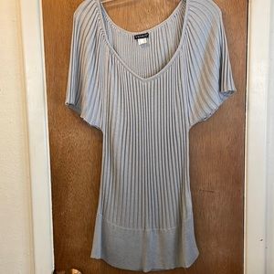 Venus Woman’s Stretch Silver Gray Knit Top Angel Wings Sz M